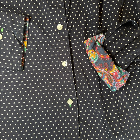 Tommy Hilfiger Button Down Shirt with Paisley Interior Peekaboo Detail - Picture 3 of 4